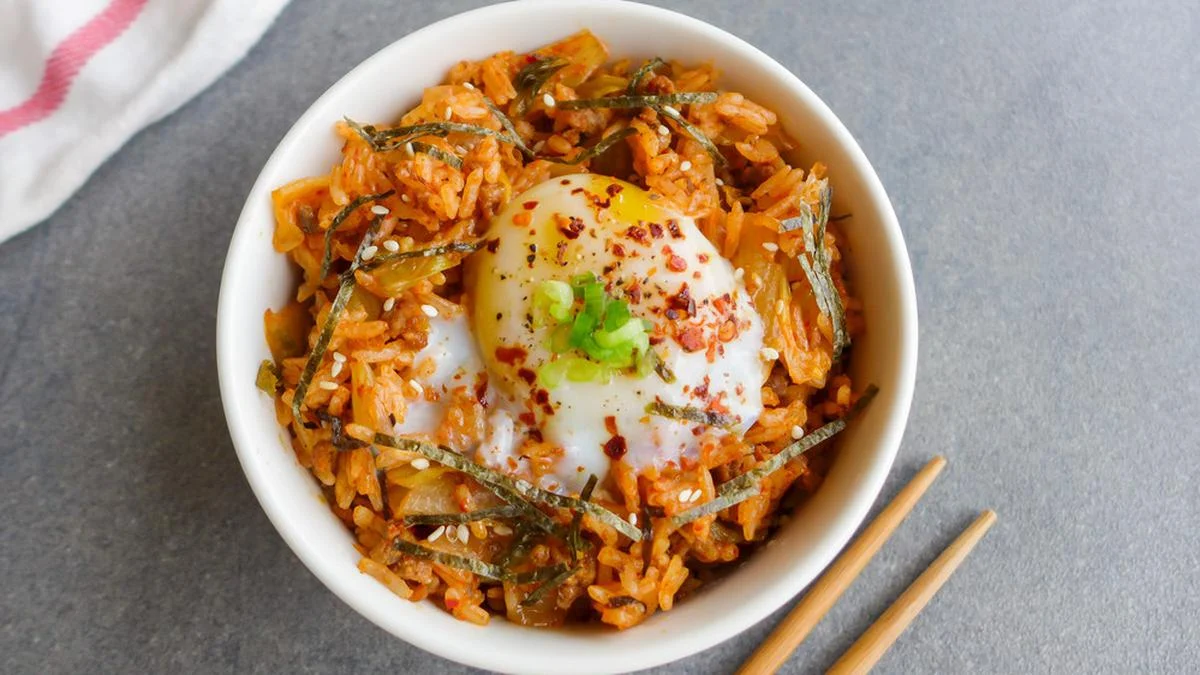 Yuk Cobain! Resep Nasi Goreng Kimchi Gochujang ala Drama Korea
