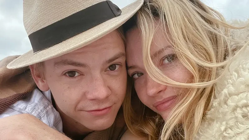Sah! Thomas Brodie-Sangster Nikahi Talulah Riley, Mantan Istri Elon Musk (Ilustrasi)