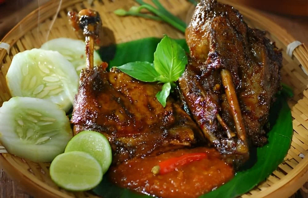 Resep Bebek Bakar: Rahasia Empuk dan Lezat dengan Bumbu Sederhana (Ilustrasi)