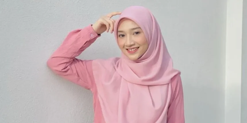 Panduan Gaya Hijab Segi Empat yang Kekinian dan Cara Memakainya