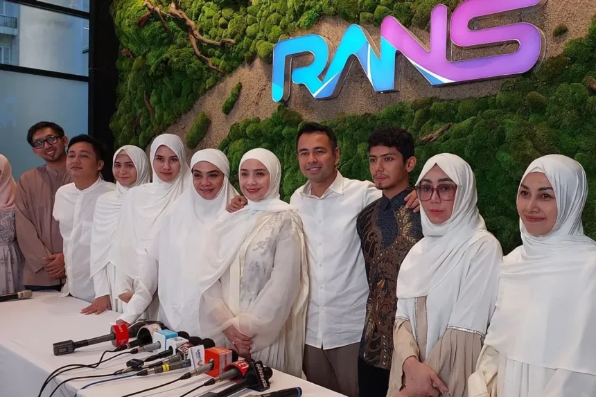 Inspirasi Haji Para Sultan! Kisah Raffi Ahmad Menunaikan Ibadah di Tanah Suci
