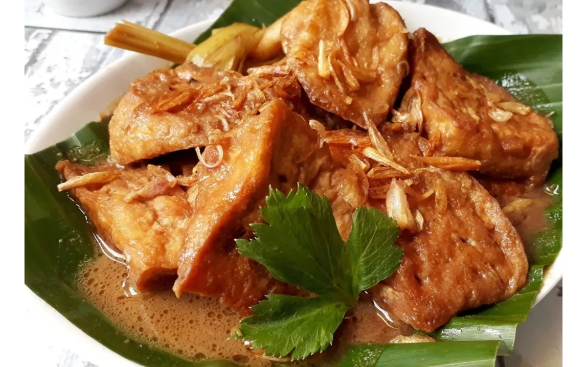 Rese Semur Tahu Kombinasi Pedas dan Gurih, Dijamin Nendang Abis!