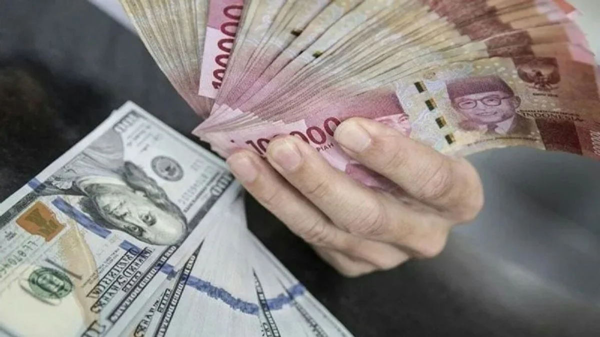 Sentimen Pasar Merosot, Nilai Tukar Rupiah Terus Anjlok dengan Fokus Kebijakan Pemerintahan Prabowo (Ilustrasi)
