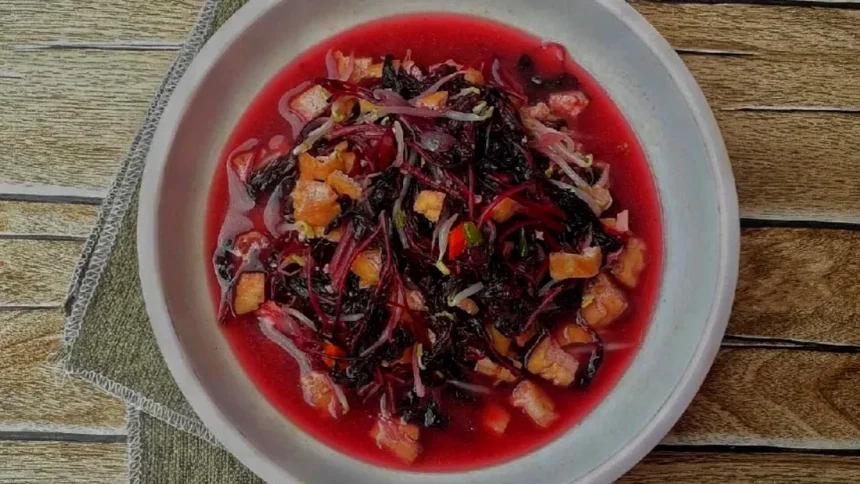 Lagi Bingung Masak Sayur? Coba Resep Tumis Bayam Merah dengan Jagung Manis Ini Yuk! (Ilustrasi)