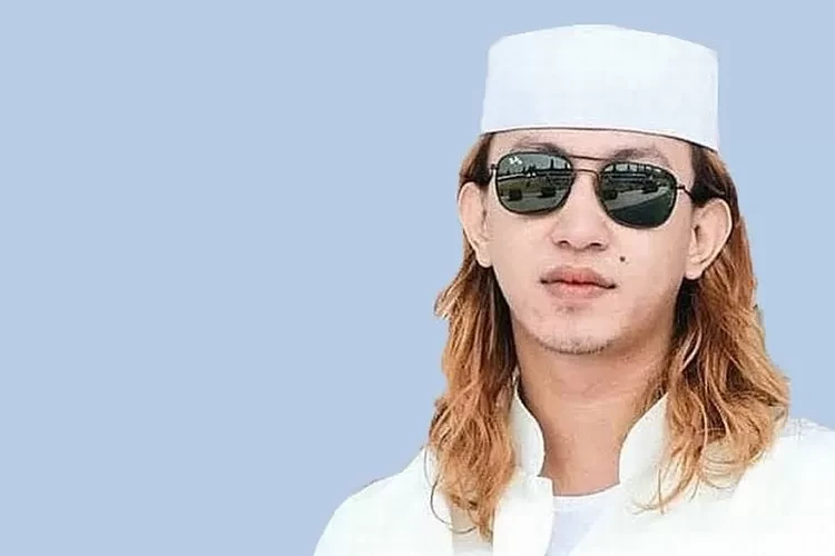 Habib Bahar bin Smith: Sosok Kontroversial dalam Dunia Dakwah dan Media