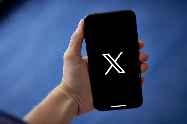 Panik Gak, Mak? Kominfo Blokir X Karena Masalah Konten Dewasa!
