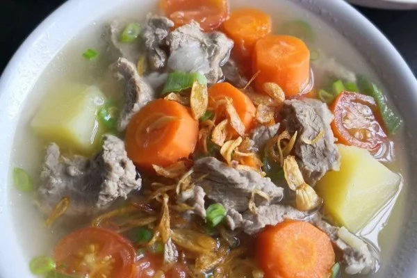 5 Rahasia Memasak Sup Kambing Bening yang Segar dan Menggugah Selera (Ilustrasi)
