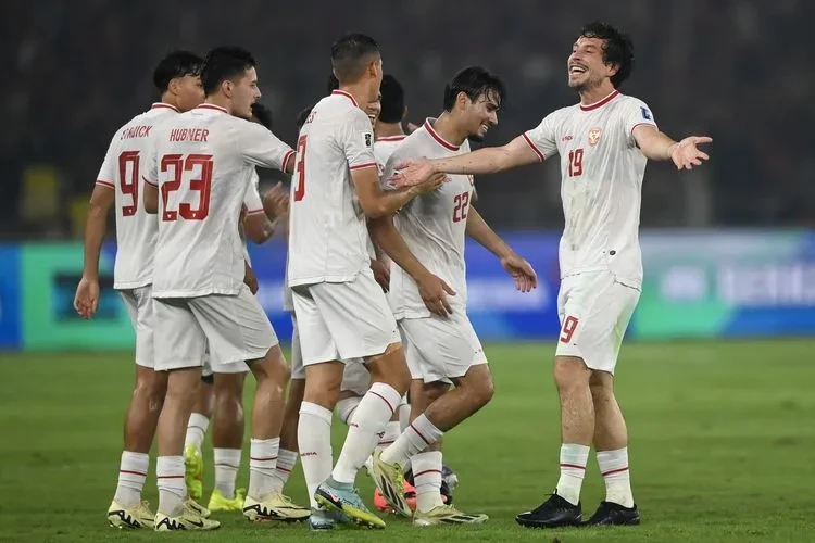 Garuda Terbang Tinggi di Kualifikasi Piala Dunia 2026 dengan Indonesia Tekuk Filipina 2-0!