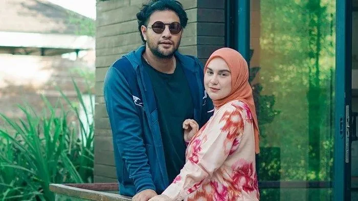 Ammar Zoni dan Irish Bella dengan Kisah Cinta, Pernikahan, dan Prahara Rumah Tangga
