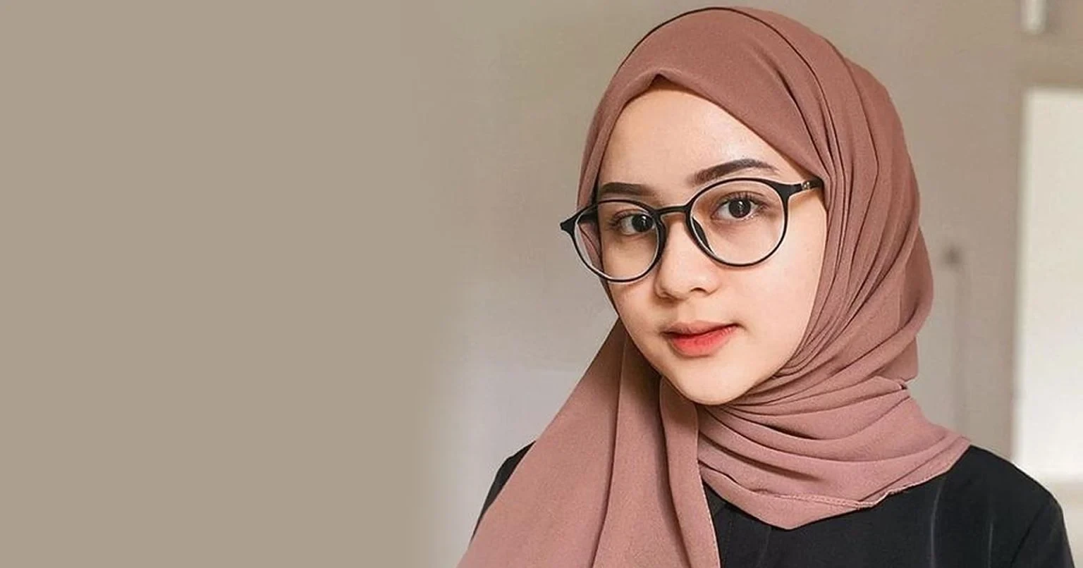 3 Tutorial Hijab Pashmina Simple untuk Remaja: Anti Ribet, Auto Cantik!