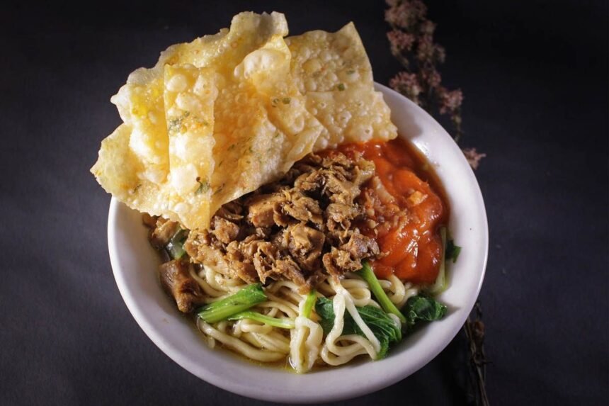 Siapa Pencipta Resep Mie Ayam Pertama Kali di Indonesia? Ini Jawabannya! (Ilustrasi)