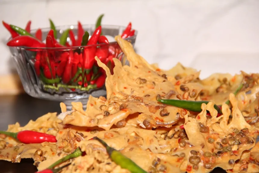 Resep Peyek Kacang Pedas: Rahasia Bikin Camilan Gurih dan Renyah ala Rumahan!
