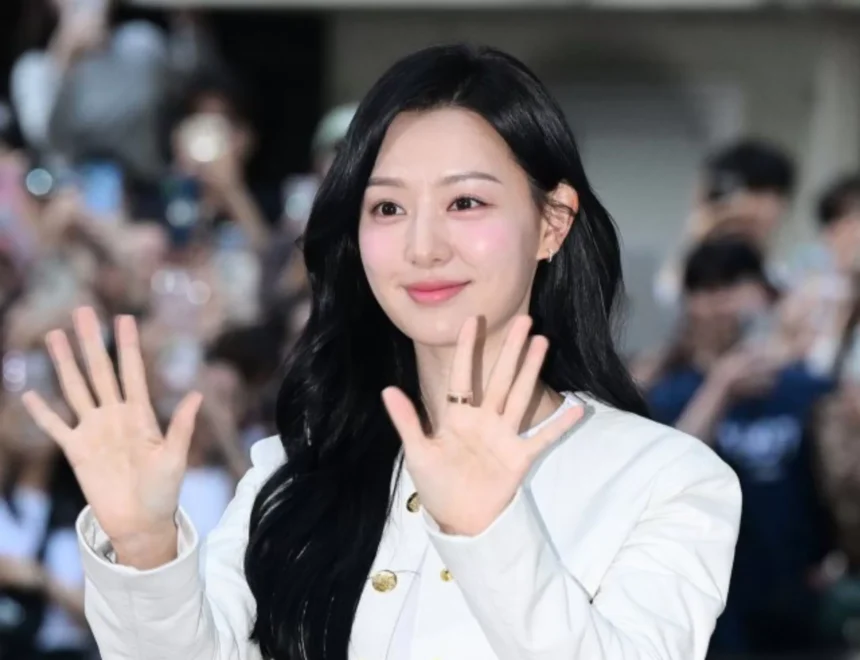 Tiket Fan Meeting Kim Ji Won di Jakarta Sudah Dijual! Buruan Beli Sekarang! (Ilustrasi)