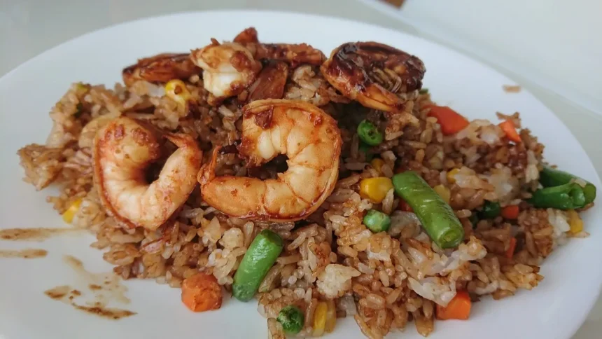 Resep Nasi Goreng Sederhana Tapi Nikmat dan Gampang Dibuat