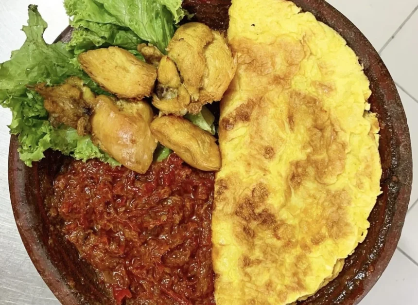 Resep Telor Penyet: Hidangan Sederhana yang Menggugah Selera