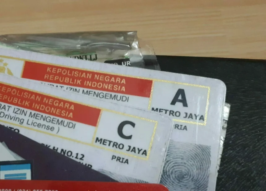 Beban atau Kesejahteraan? Analisis Kebijakan BPJS Kesehatan untuk Pembuatan SIM