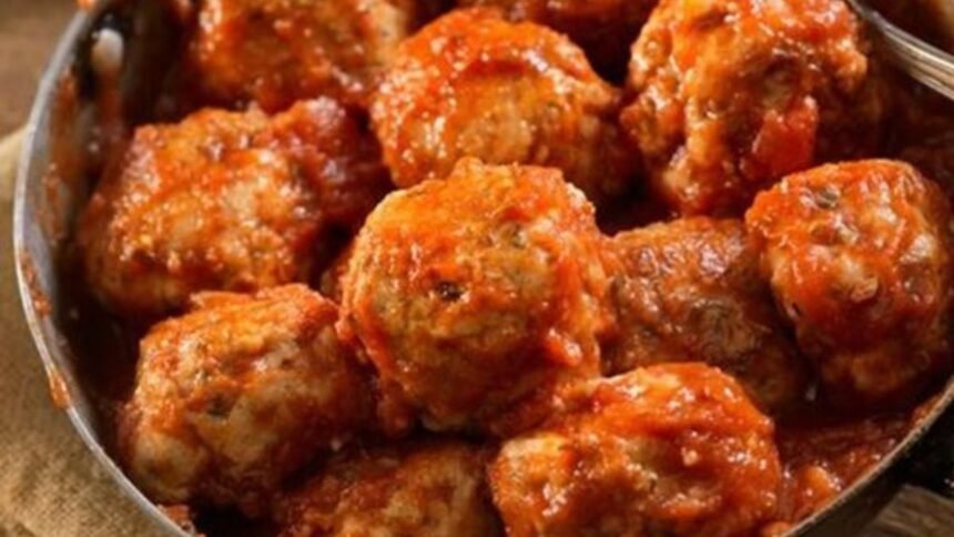 Resep Pentol Mercon: Pedas dan Kenyal yang Bikin Ketagihan (Ilustrasi)