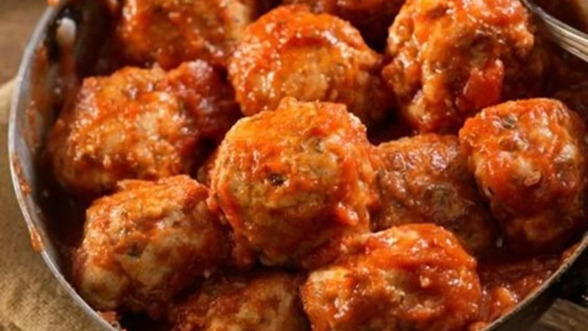 Resep Pentol Mercon: Pedas dan Kenyal yang Bikin Ketagihan (Ilustrasi)