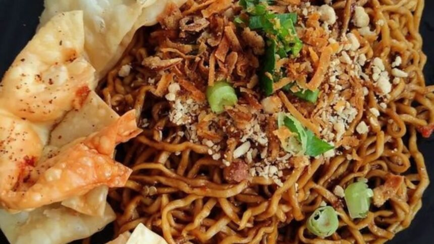 Resep Mie Jebew Khas Garut: Pedas Menggoda, Gampang Dibuat di Rumah (Ilustrasi)