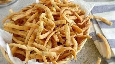 Resep Kue Bawang Renyah: Renyahnya Tiada Tara, Bikin Ketagihan!