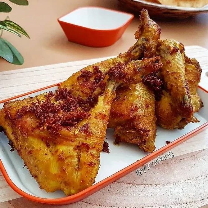 Resep Ayam Goreng Ungkep: Hidangan Tradisional yang Pas untuk Idul Adha