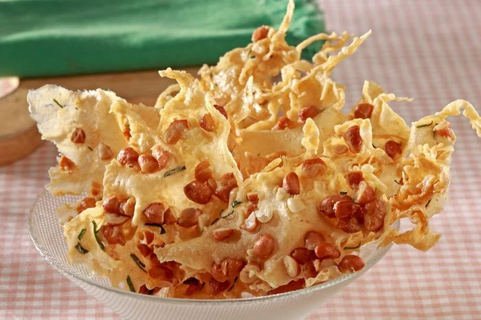 Resep Peyek Kacang Renyah dan Tahan Lama, Mudah dan Praktis (Ilustrasi)