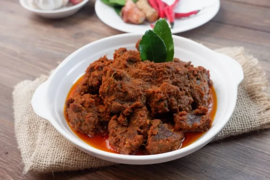 Ingin Rendang Empuk Seperti di Padang? Ikuti 10 Trik Rempah Ini!