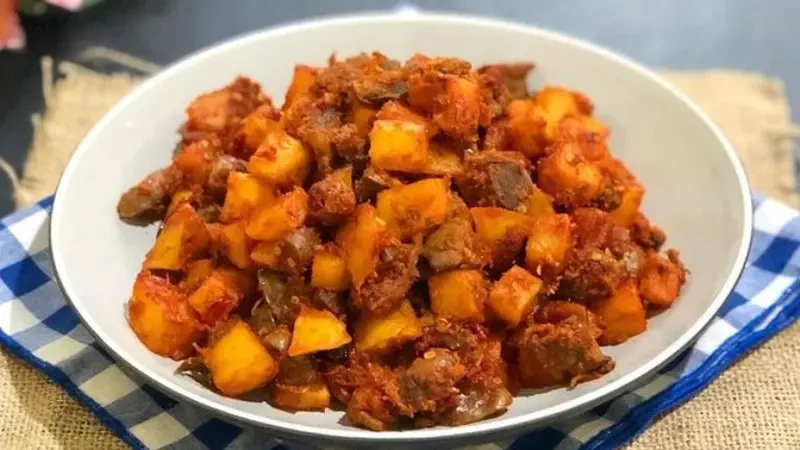 Kentang Garing, Pedas Mantap! Resep Sambal Goreng Kentang yang Bikin Nagih!