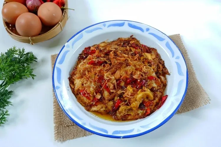 Tingkatkan Kelezatan Masakan Anda dengan Resep Telur Ceplok Kecap yang Gurih dan Praktis!