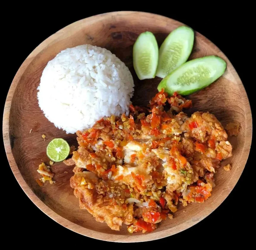 Ayam Geprek Pedas Mampus: Sensasi Pedas Menggelegar Mengguncang Lidah Jakarta (Ilustrasi)