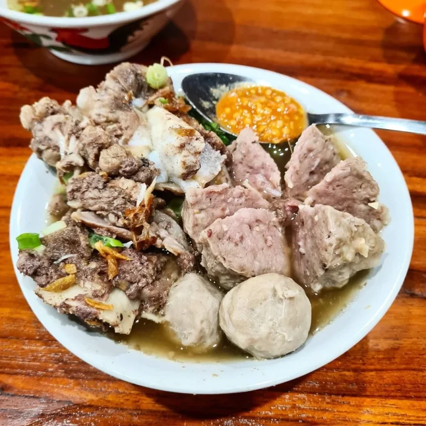 Bakso Kikil Bandung: Perpaduan Empuk, Lezat, dan Kaya Cita Rasa (Ilustrasi)