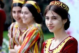 Larangan Hijab di Tajikistan dan Tuduhan Islam Aliran Sesat: Sebuah Tinjauan Mendalam (Ilustrasi)