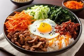Bibimbap: Menyelami Kelezatan Hidangan Korea yang Ikonik (Ilustrasi)