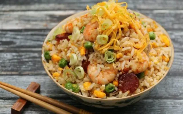 Mau Nasi Goreng Sempurna? Coba 4 Varian Resep dari Chef Paling Hits di Indonesia!