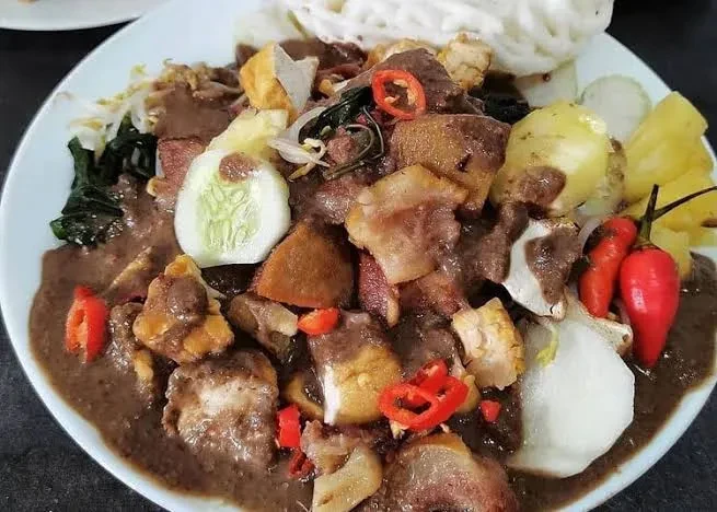 Resep Membuat Rujak Cingur yang Lezat dan Mudah