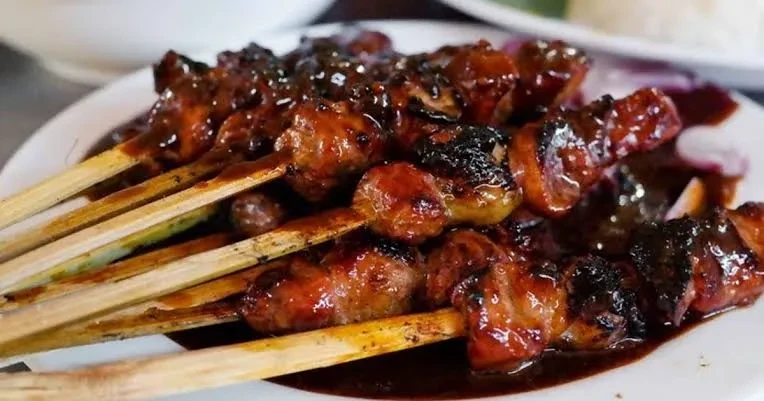 Rahasia Lezatnya Sate Kambing Madura yang Wajib Dicoba di Idul Adha Ini