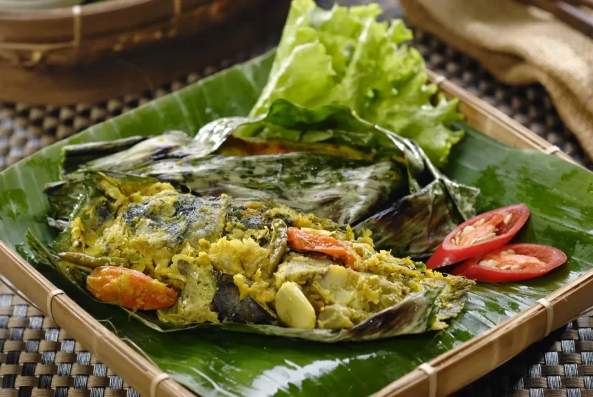 Lagi Pengen Masak Pepes Ikan? Cek 5 Resep Pepes Ikan Kukus yang Gampang Ini!