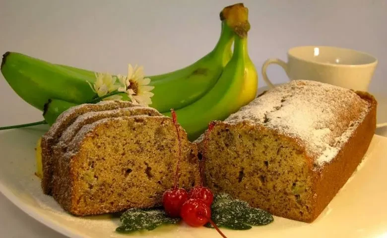 Lembutnya Bolu Pisang Kukus Anti Gagal dengan 3 Rahasia Ini!