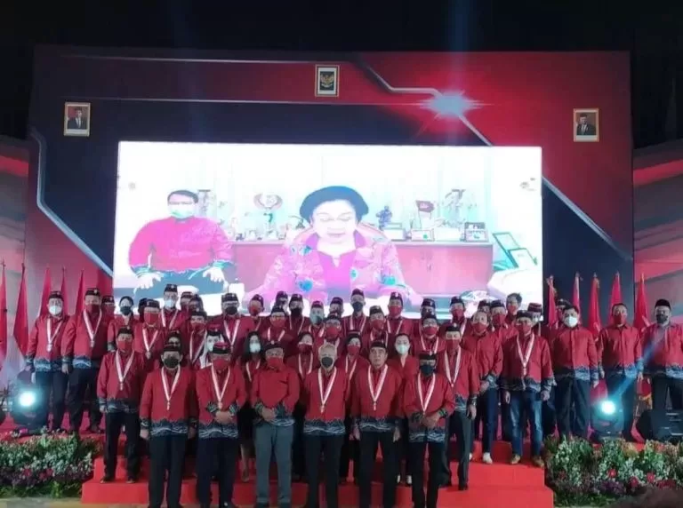 Megawati Lantik pengurus DPP PA GMNI periode 2021-2026