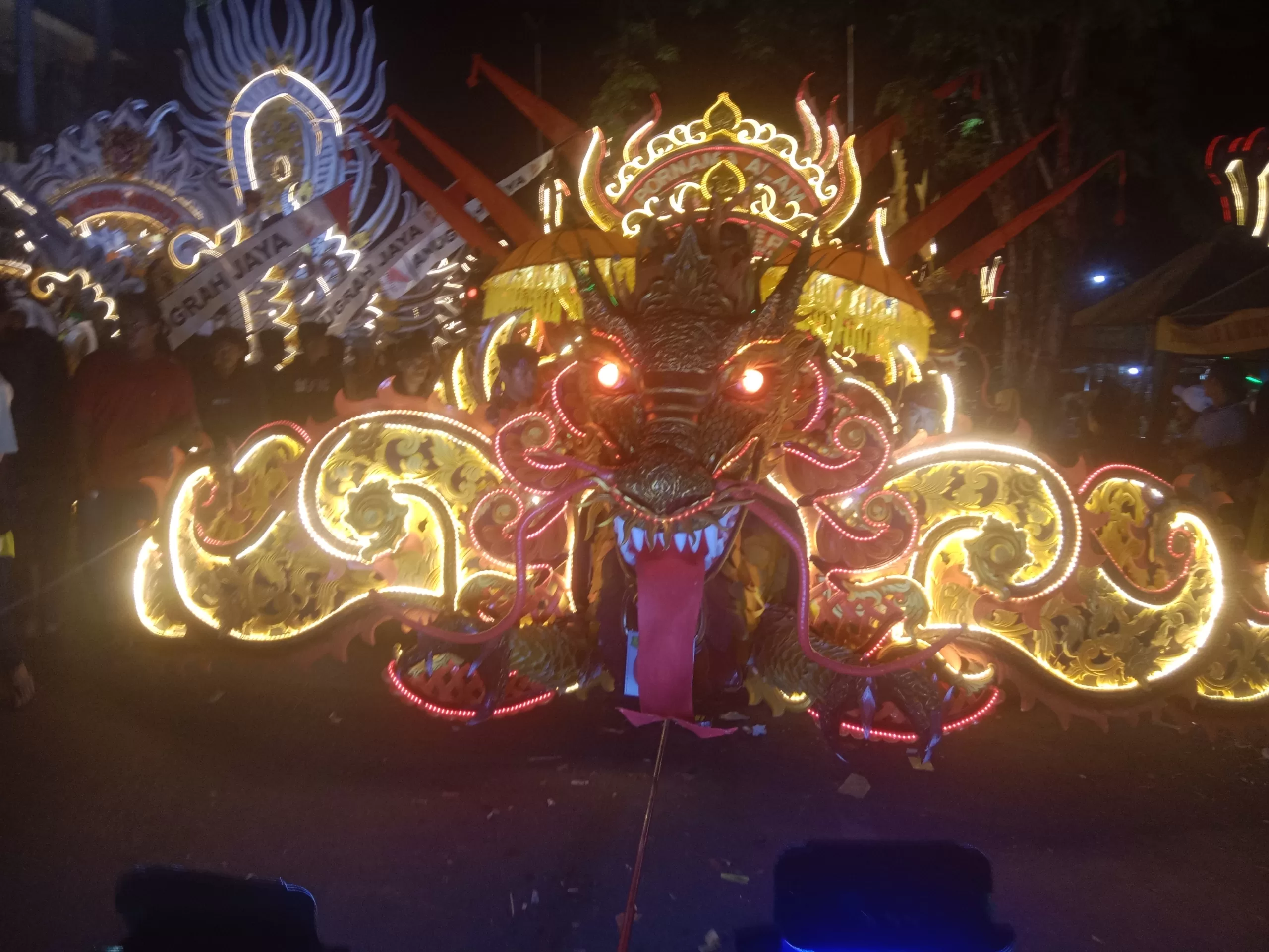 Lautan Manusia Penuhi Kota Sumenep Di Festival Musik Tongtong 2023 Se Madura