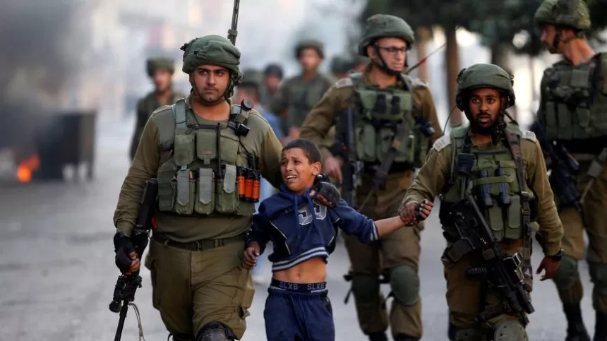 Kisah Pekerja Gaza Yang Diperlakukan Seperti Anjing Oleh Tentara Israel