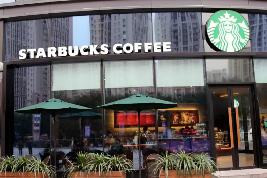 Howard Schultz, Owner Starbucks Dan Investasinya Di Israel