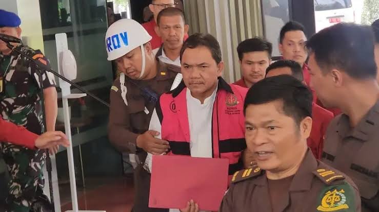 Profil Achsanul Qosasi Dan Harta Kekayaannya