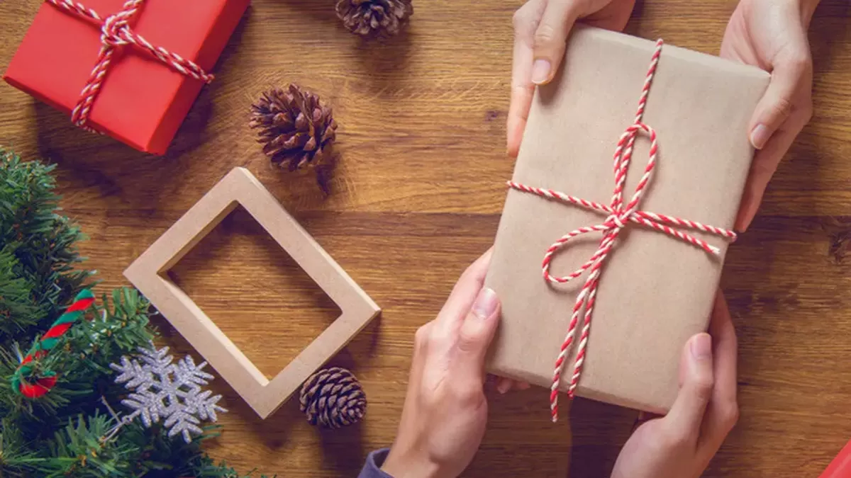 Pemilik 3 Shio Ini Paling Beruntung Loh! Akan Banyak Mendapatkan Hadiah di Hari Natal!