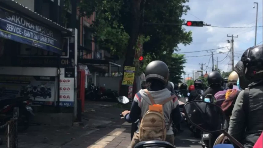 Lampu Merah Terlama di Indonesia, Ada yang Sampai 12 Menit, di Daerah Ini Ternyata!
