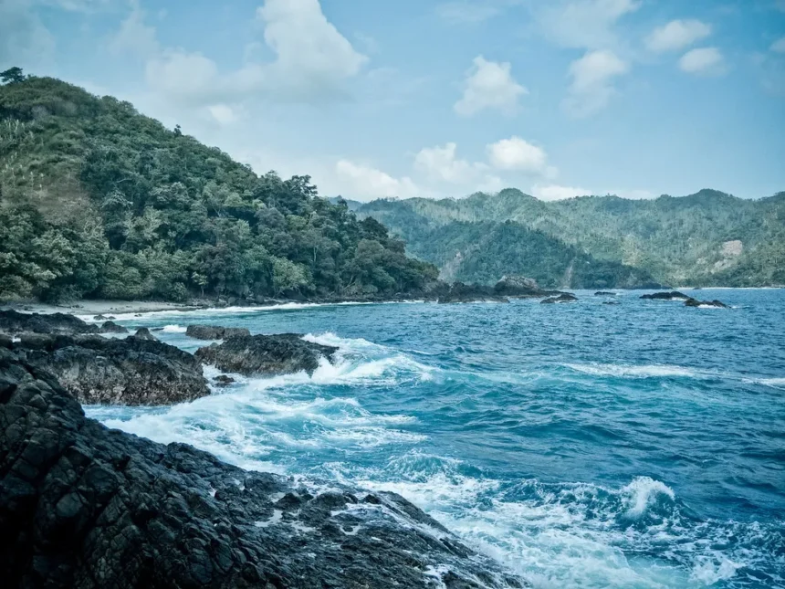 Mengapa Lampung Menjadi Salah Satu Destinasi Wisata Favorit di Indonesia?