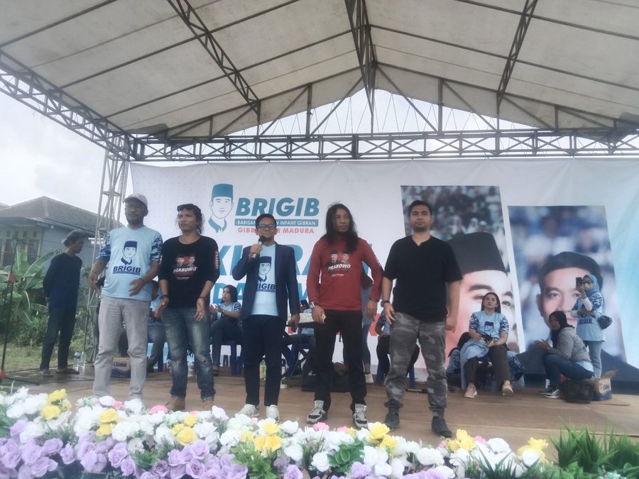 Sulaisi Abdurrazaq Orasi Politik di Deklarasi Pemuda Sumenep Dukung Gibran
