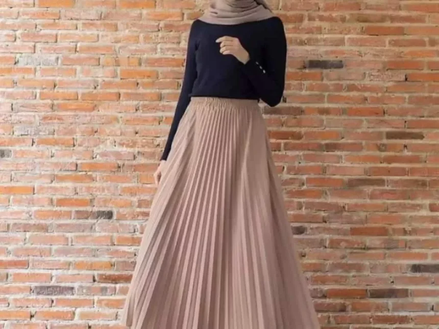 Tips Memilih dan Mix & Match Rok Plisket yang Bagus