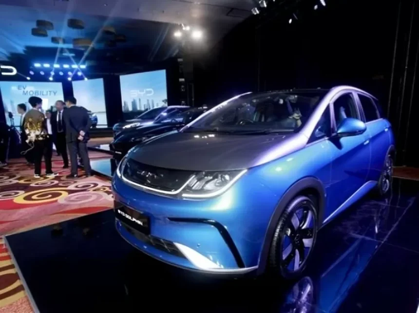BYD Dolphin, Mobil Listrik yang Siap Bertempur di Indonesia: Simak Spesifikasi, Varian, dan Harganya