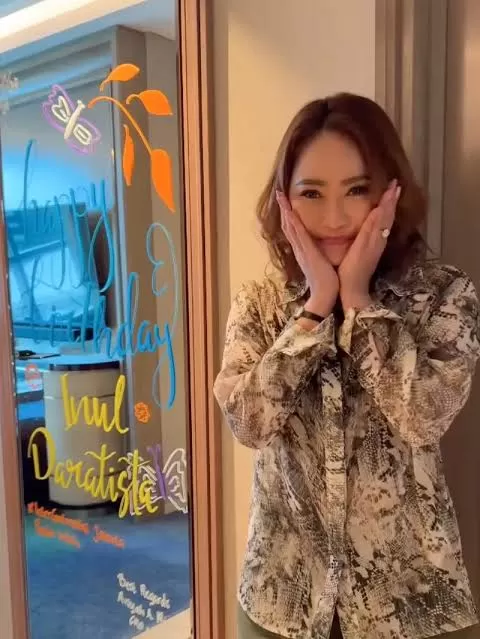 Kejutan Manis di Balik Prank Suami Inul Daratista Selingkuh